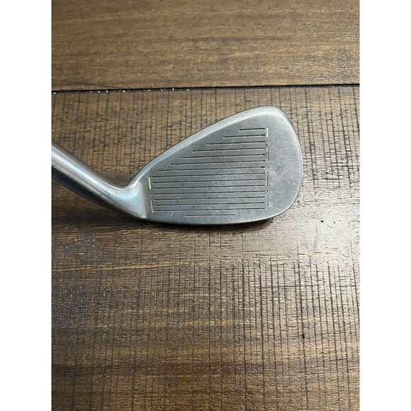 Cobra Gravity Back Single 9 Iron Graphite Shaft. Regular. Left Handed - Picture 3 of 9